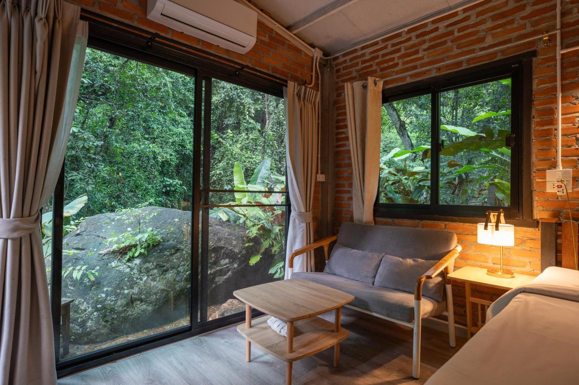 Bee Forest Ban Pok Nai 外观 照片