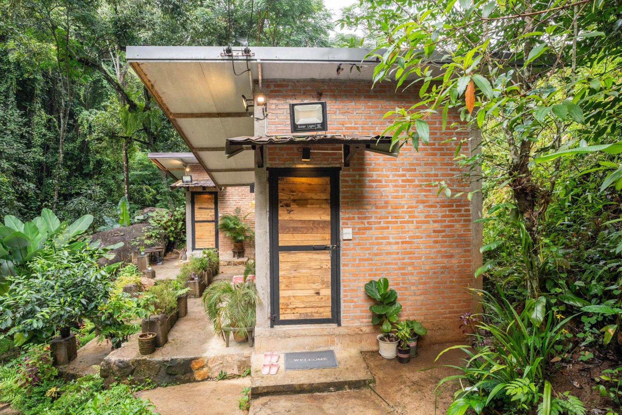 Bee Forest Ban Pok Nai 外观 照片